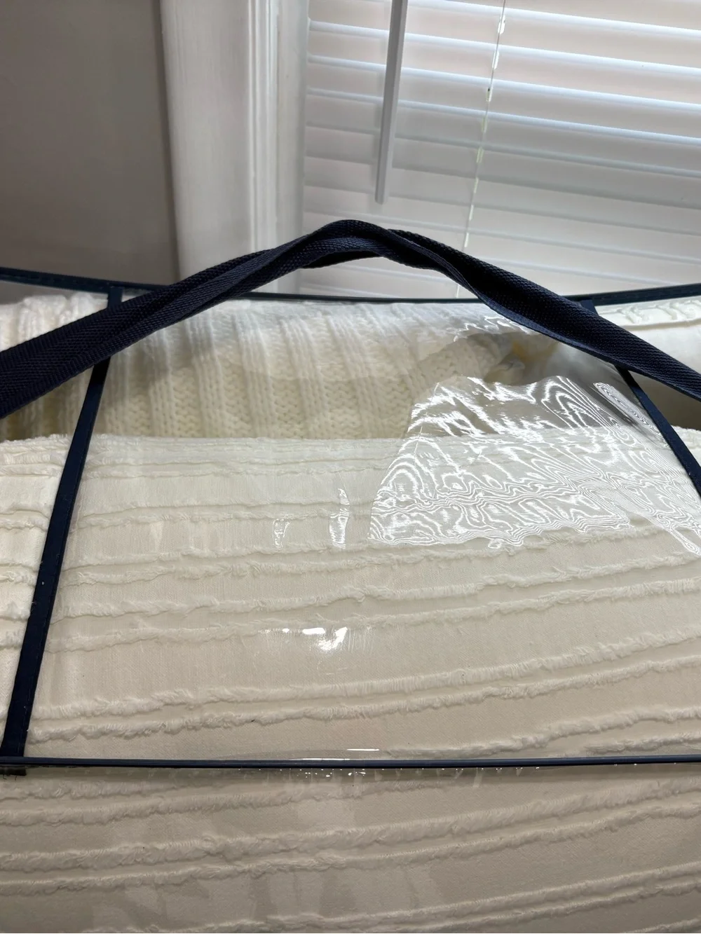 NEW Brooks Brothers Red/White/Blue 100% Cotton Woven Comforter Set- Queen/Full
